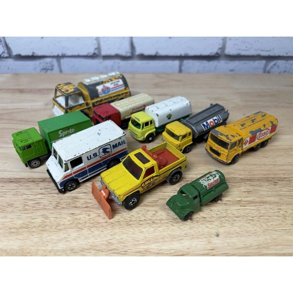 Sinclair Fuel Tanker + 8 Vintage Hot Wheels Matchbox Cars Mixed Diecast Trucks